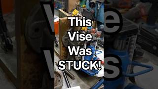 This vise was frozen solid! #vise #repair