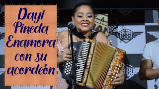 Video thumbnail of "Dayi Pineda, enamora con su acordeón. La fiesta de los pájaros. ¡Puya, puya!"