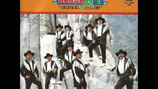 Video thumbnail of "No señor Apache - Banda M-1"