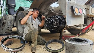 Download Lagu Repairing Axle Oil Leaks For Tractors HOWO 6X4 - Troubleshooting Brakes That Won't Work MP3