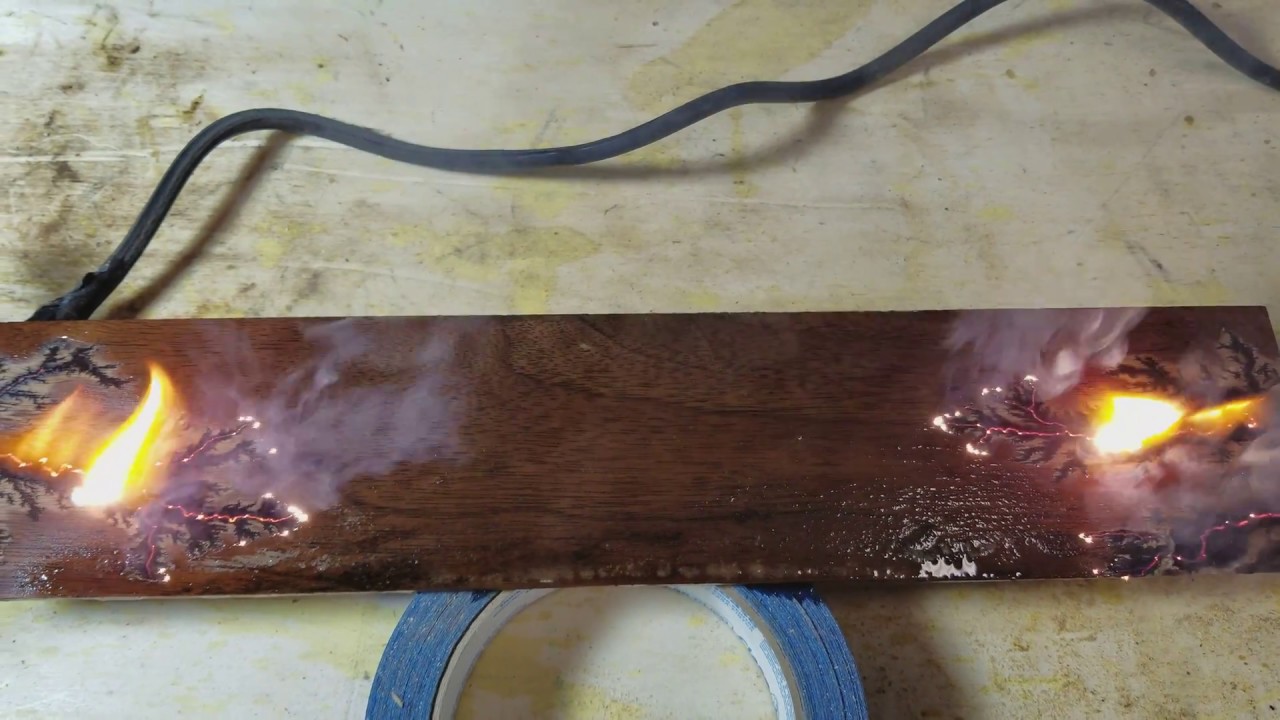 Fractal Lichtenberg Wood burning (Close up) YouTube
