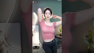 迷人的黎闪电20221208060232