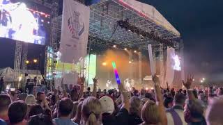 “Sunday Morning” –Gwen Stefani (No Doubt cover) @ Promenade Park Toledo, OH, September 2021