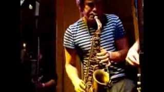 Milton Guedes   Medley Solos de Sax 06 04 2013