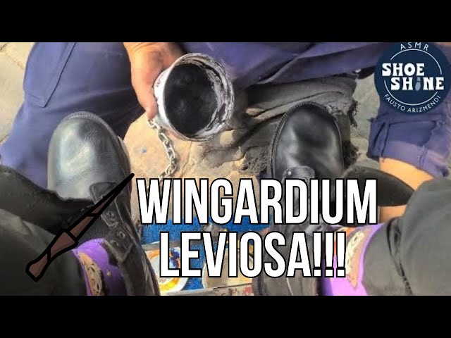 S7E58 Wingardium Leviosa Shoe Shine/ potter socks #ASMR #shoeshine #faustoarizmendi class=