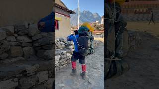 POV: Your a porter for 1 min in Nepal