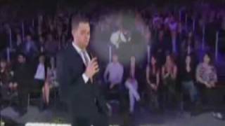 deadmau5 mau5 bomb @ Michael Bublé 2010 Juno Awards
