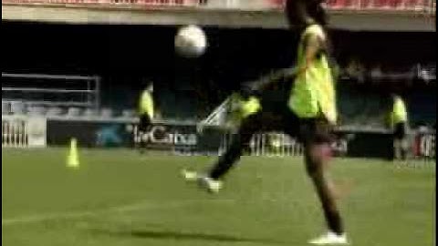 Ronaldinho The God [from www.metacafe.com].mpeg