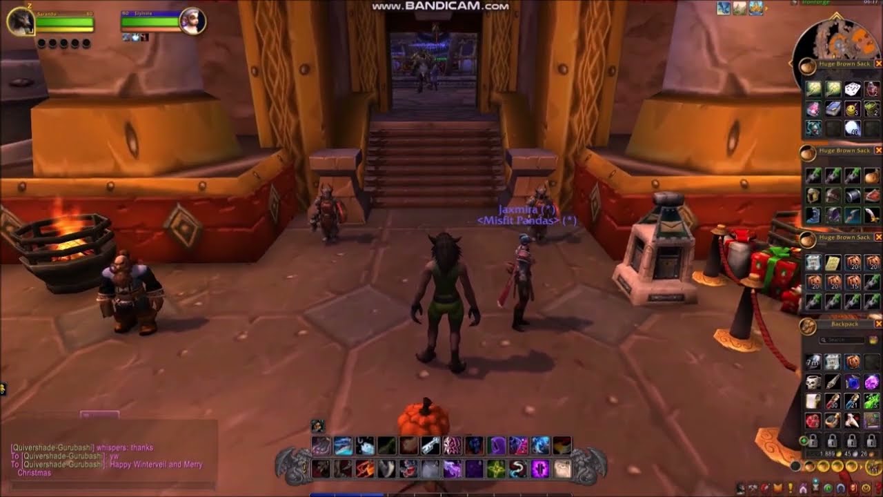 World of Warcraft Giving Players Presents during Winterveil