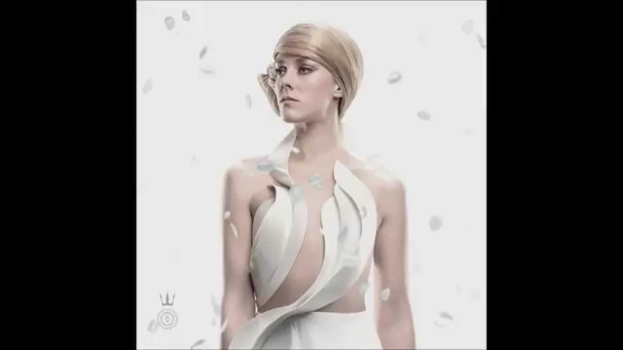 The Hunger Games Mockingjay Part 1 Peeta Mellark And Johanna Mason