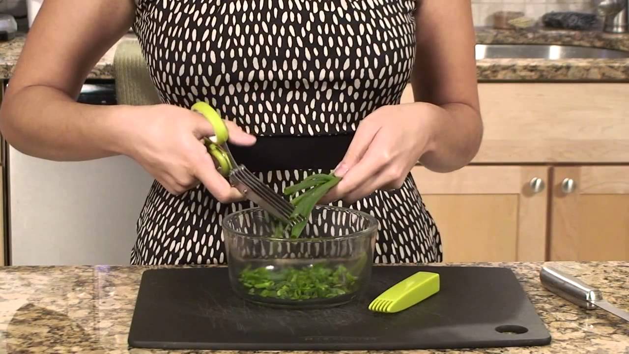 Herb Scissors with unique multi-blade design by poshdeals