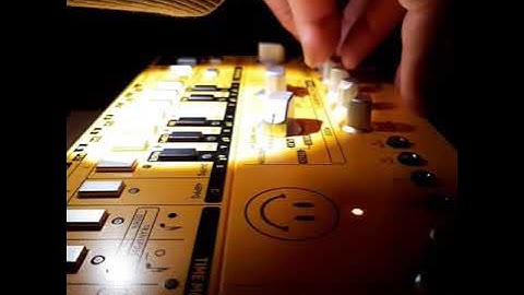 Behringer TD-3 Ambient Sequence. 303 for the masses