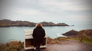 Les Petits Poissons Live At Pointe Du Grouin - Björn Gottschall