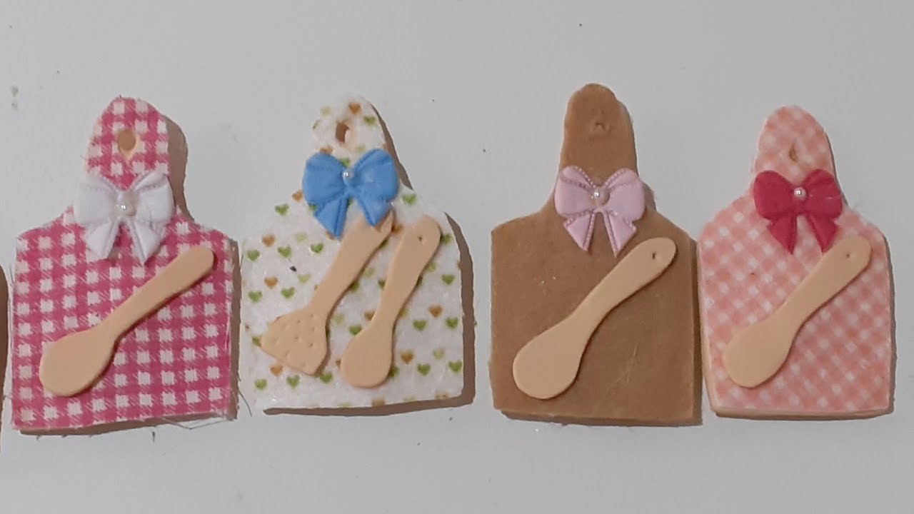 Tábua em e.v.a e feltro imã de geladeira. @taniamultiarts