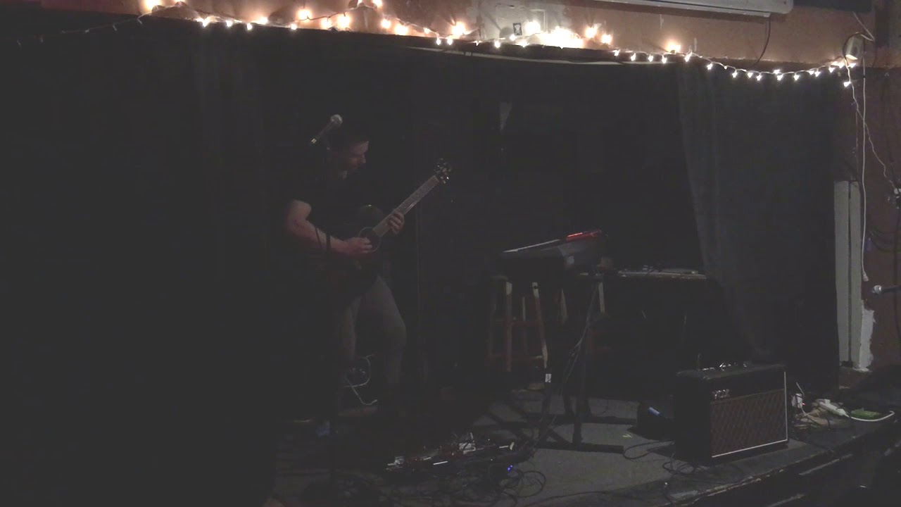 Mike Bodulow Live at The Pinch - It's Setting In