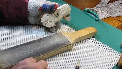 Carving a Caricature Penguin - Lesson 1