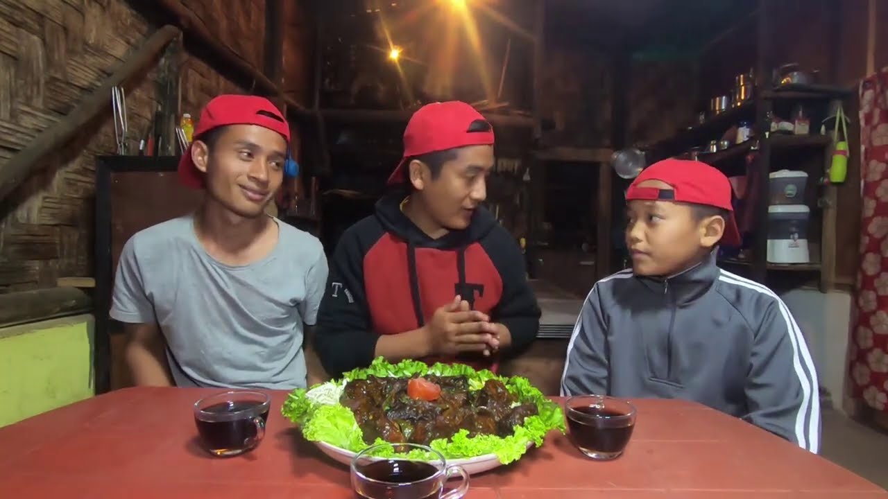 MUKBANG| HOW TO COOK PORK WITH COCA-COLA| HOME MADE| NAGA KITCHEN RECIPE| TZUDIKONG, TULI NAGALAND