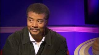 GZA freestyles about the universe in an interview with Neil deGrasse Tyson