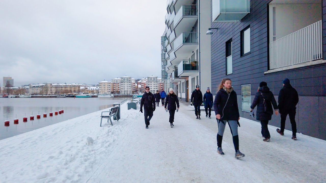 Walking in Stockholm: Hammarby Sjöstad - Winter Walk (4K)