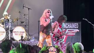 Completely Unchained Montage Wellington 42425