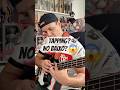 Tapping no baixo ou two hands! Farei tutorial!