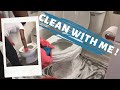 MOTIVATIONAL MONDAY CLEAN WITH ME!|| I USED SHAVING CREAM ON MY TOILET?!?
