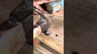 3 methods that carpenters often use when hammering nails