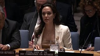 Angelina Jolie calls on UN to aid Syrian refugees screenshot 5