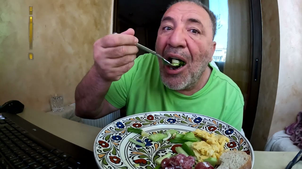 ELECTRICIANU OCONASA SI TUKAN