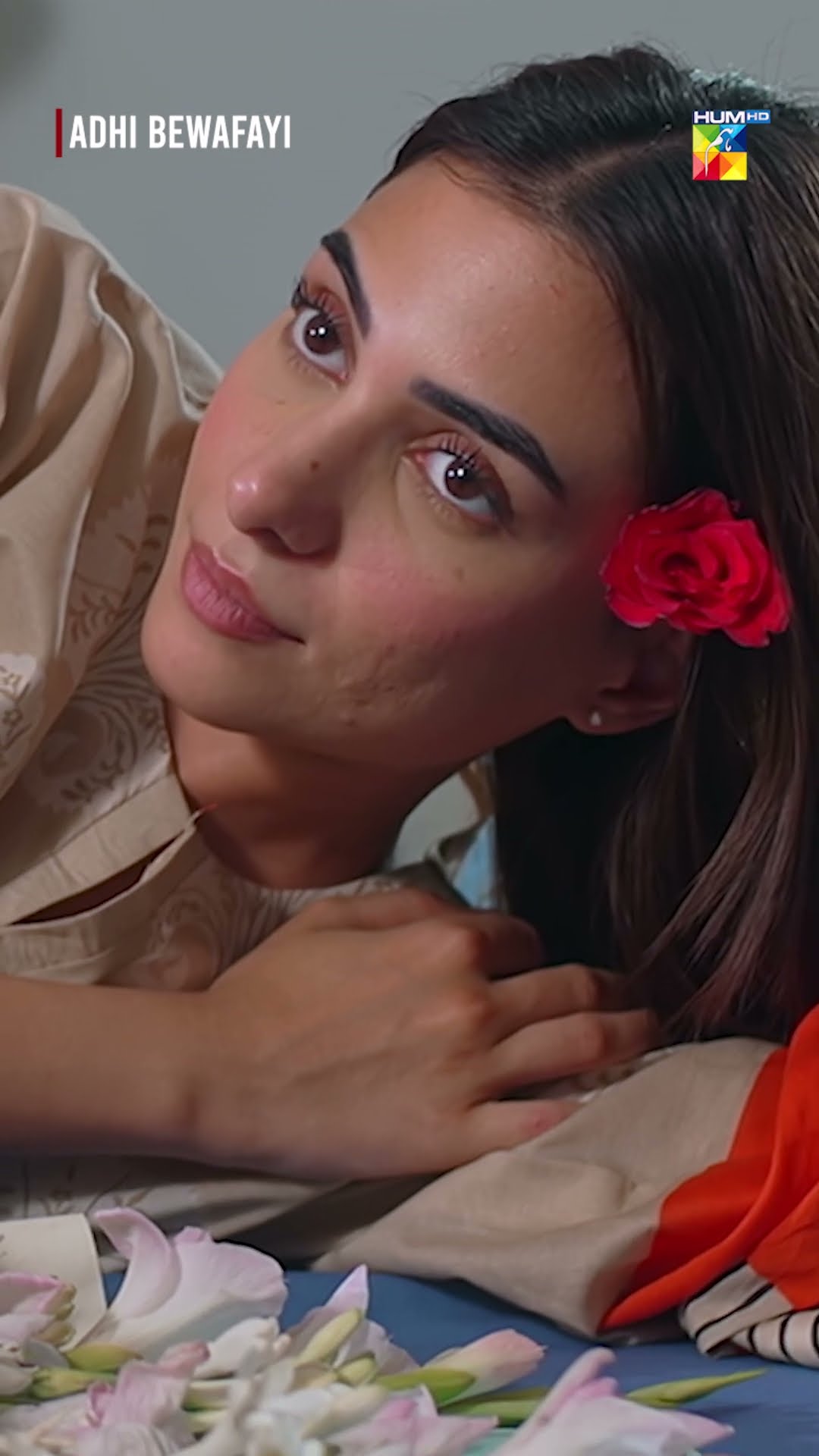 Adhi Bewafayi [BEST MOMENT] #alishbakhan #ahmedtahaghani #faiqkhan #adhibewafayi #shortsfeed #humtv