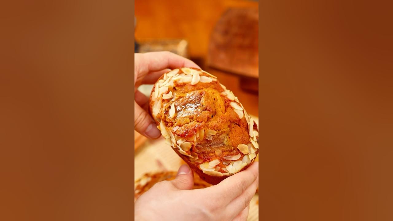 🍌Caramel Banana Pound Cake-The kitchen smelled so good today#poundcake #caramel #baking 🍌Caramel Banana Pound Cake-The kitchen smelled so good today#poundcake #caramel #baking