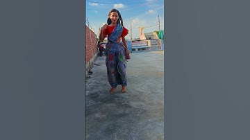 gulapi gulapi#youtubeshorts #dancevideo #riyayadav vlogs#new shorts trending songs video
