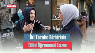 Mikrofonumuza Konuşan Türk Vatandaşı Bir Kadın; \