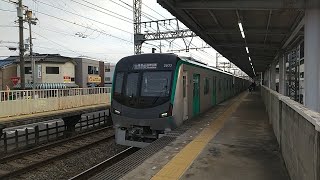 京都市営地下鉄20系2133Fの普通国際会館行きと京都市営地下鉄10系1119Fの急行奈良行き 寺田駅