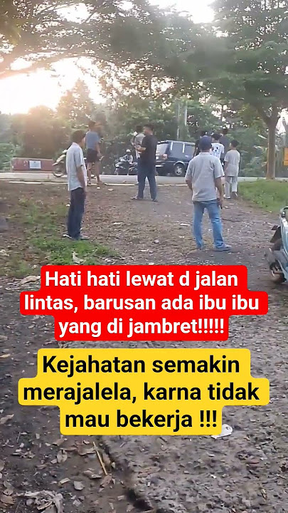 ibu ibu d jambret saat sedang bawa motor