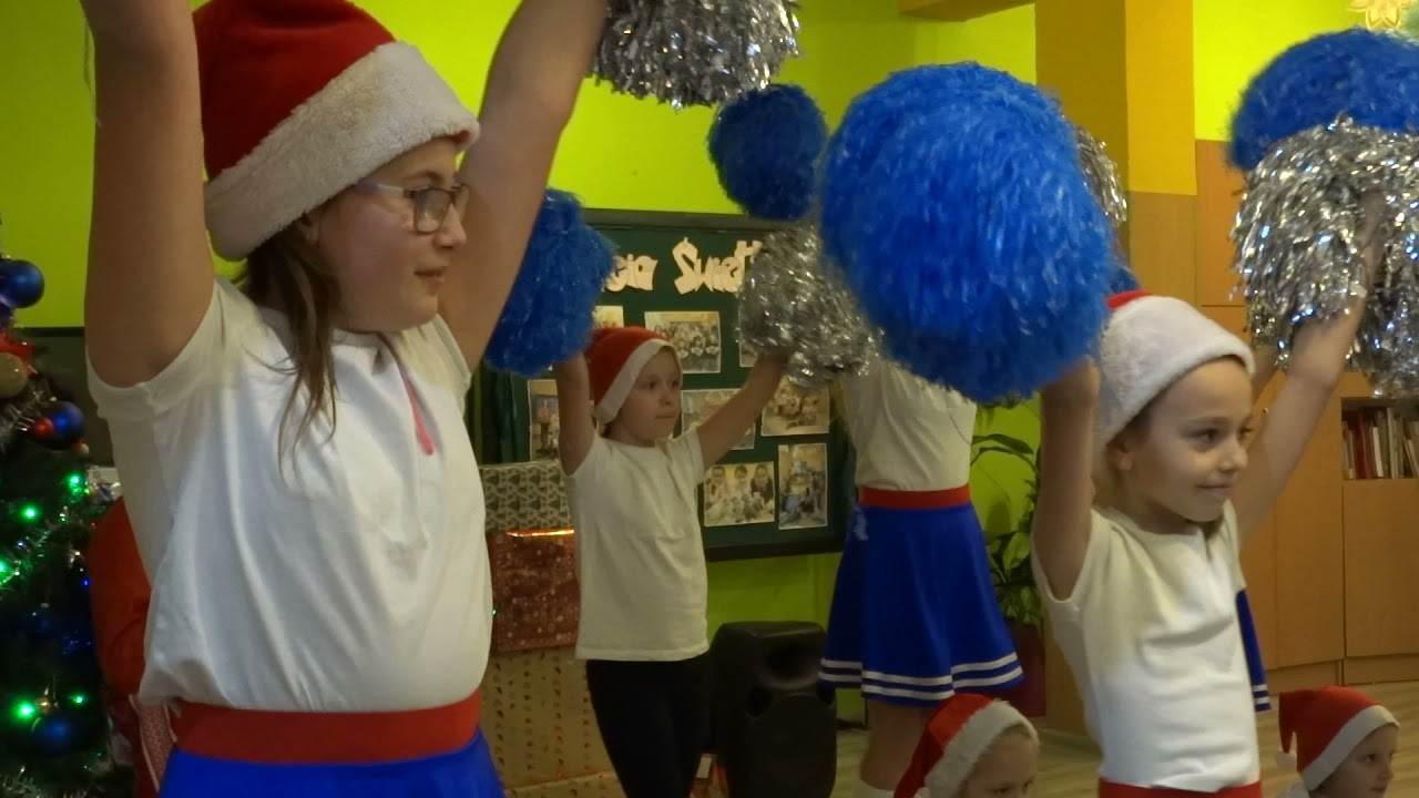 AKCJA GWIAZDOR 2021 - występ grupy cheerleaderek TPD
