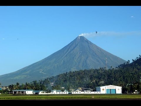 Gov't officials head to Albay as Mayon continues activity