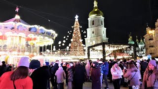 ЗАЖЖЕНИЕ ГЛАВНОЙ ЕЛКИ 2022. КИЕВ. СОФИЕВСКАЯ ПЛОЩАДЬ /  SOFIEVSKAYA SQUARE, КIEV (KYIV)