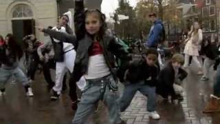 2011 Happy Dance Leiden Mcdonalds Beestenmarkt