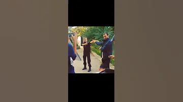 صحنه کوتاهی پشت صحنه سریال شاهین 