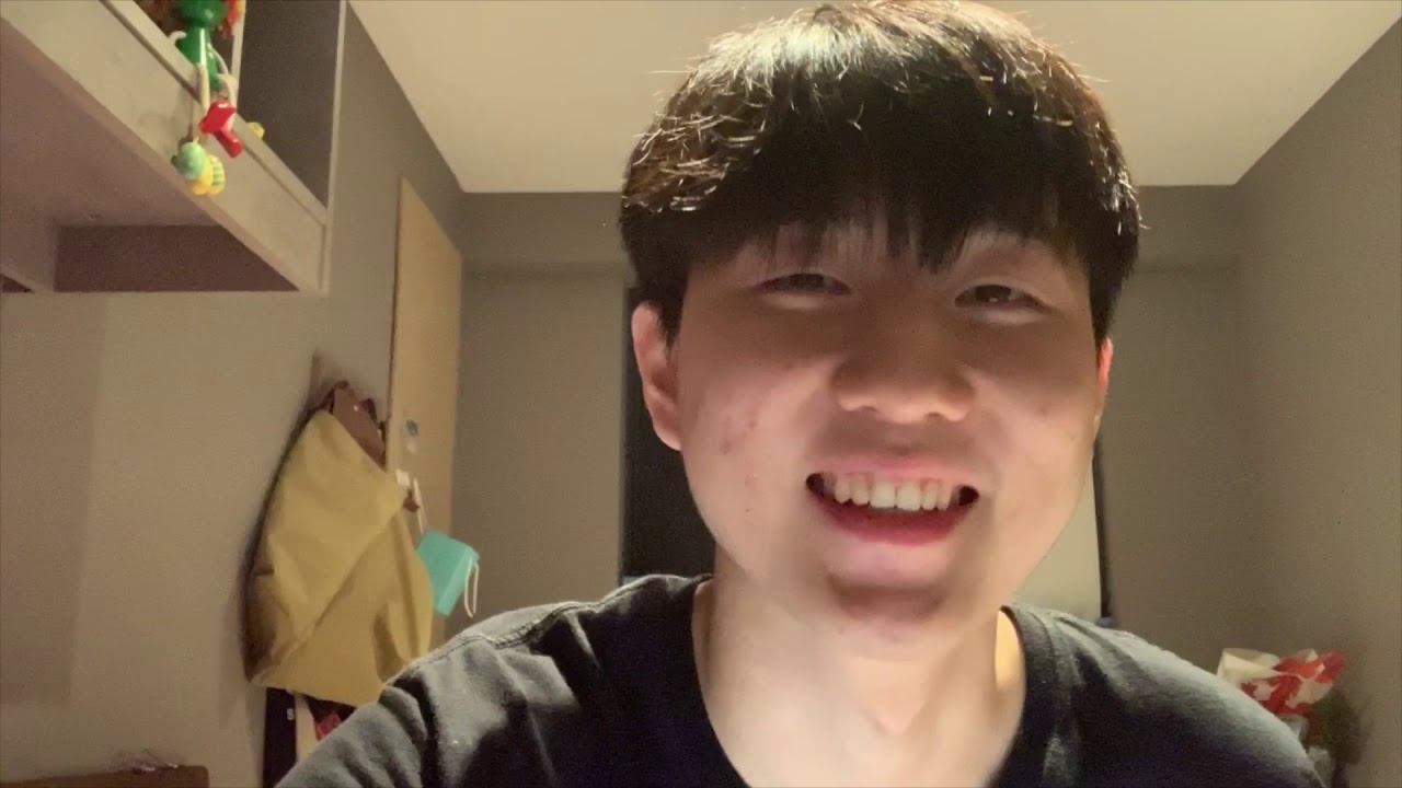 A-Level Results Day 2019 *Live Reaction* (Did I get into UCL?) - YouTube