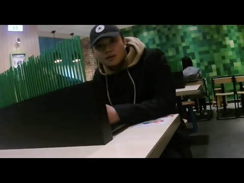 【神發明】挑戰餐廳邊吃邊拉屎 ！卻慘遭最牛的意外？！
