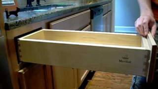 Self Closing Drawers
