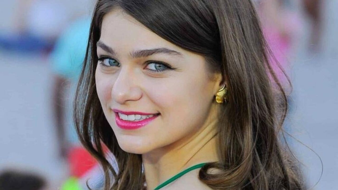Catharine Daddario Flaunts Swimsuit-Clad Figure During Iceland Getaway!