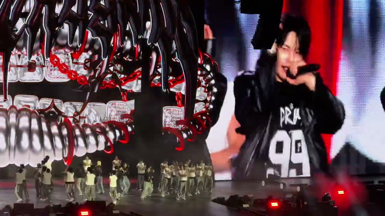 4K ‘MEGAVERSE & MANIAC’ Stray Kids (스트레이 키즈) Dominate in LA 5/31/25