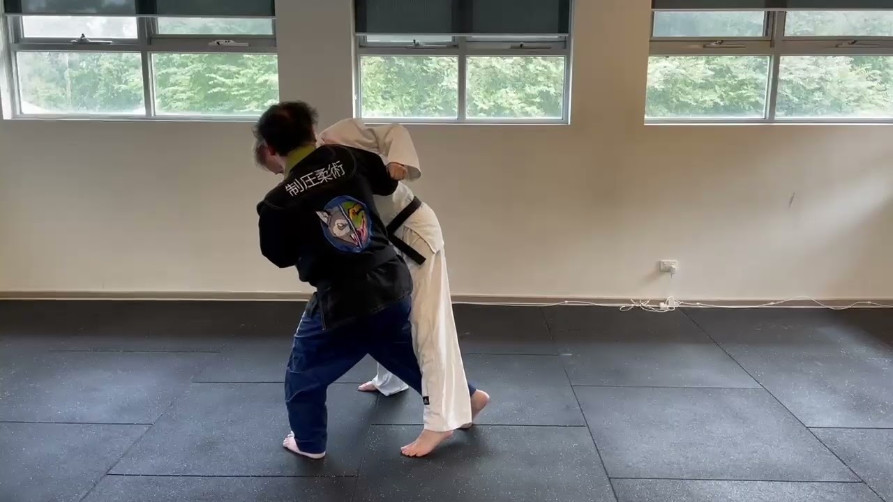 Judo Kuzushi & chaining throws - light sparring
