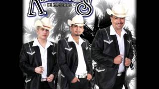 Video thumbnail of "alameños de la sierra.esos tus ojos"