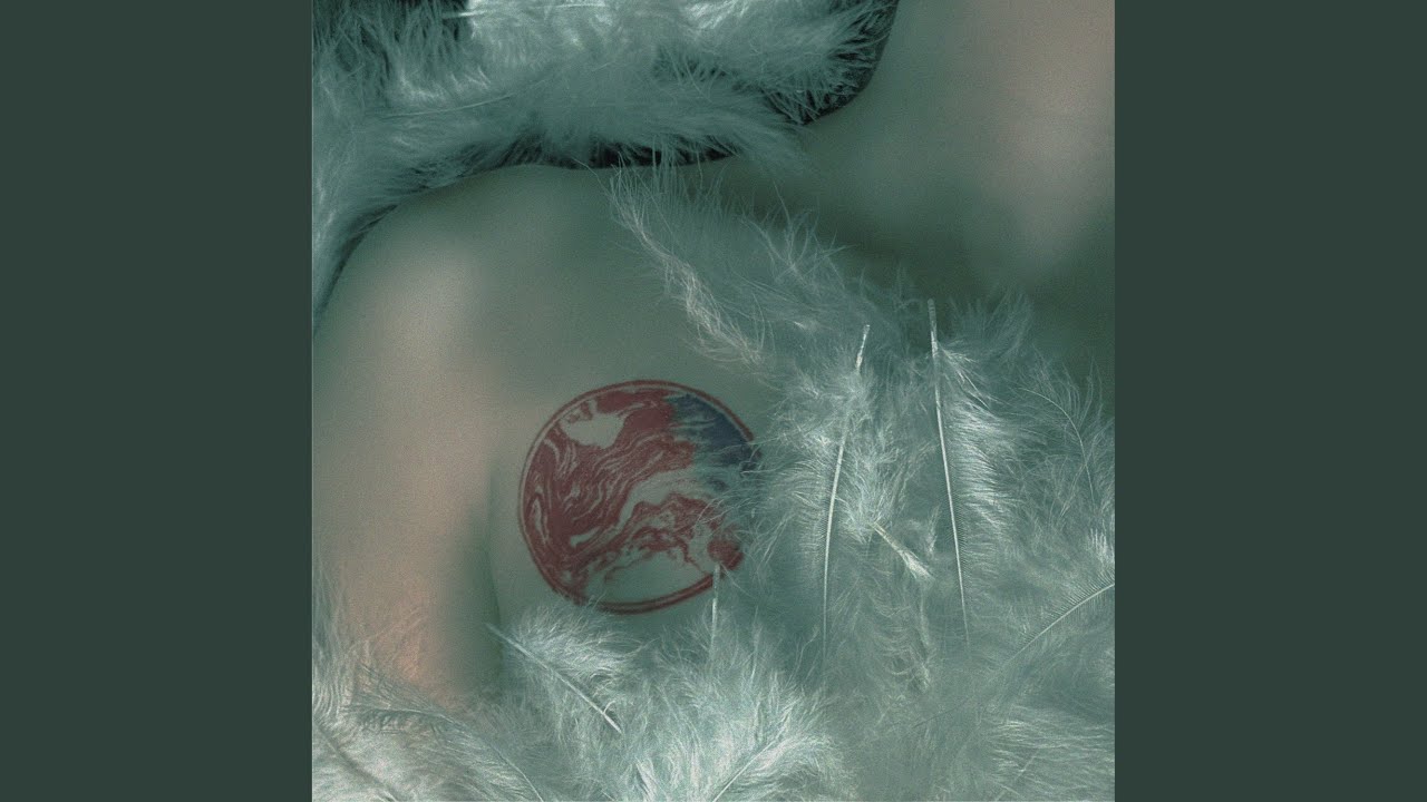 Guarda Eiderdown su YouTube Guarda Eiderdown su YouTube