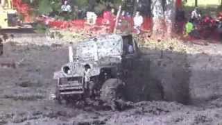 Mud Bogging At Tommy's 2013 (EXTENDED VERSION)
