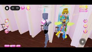 Rating a top models saved outfits